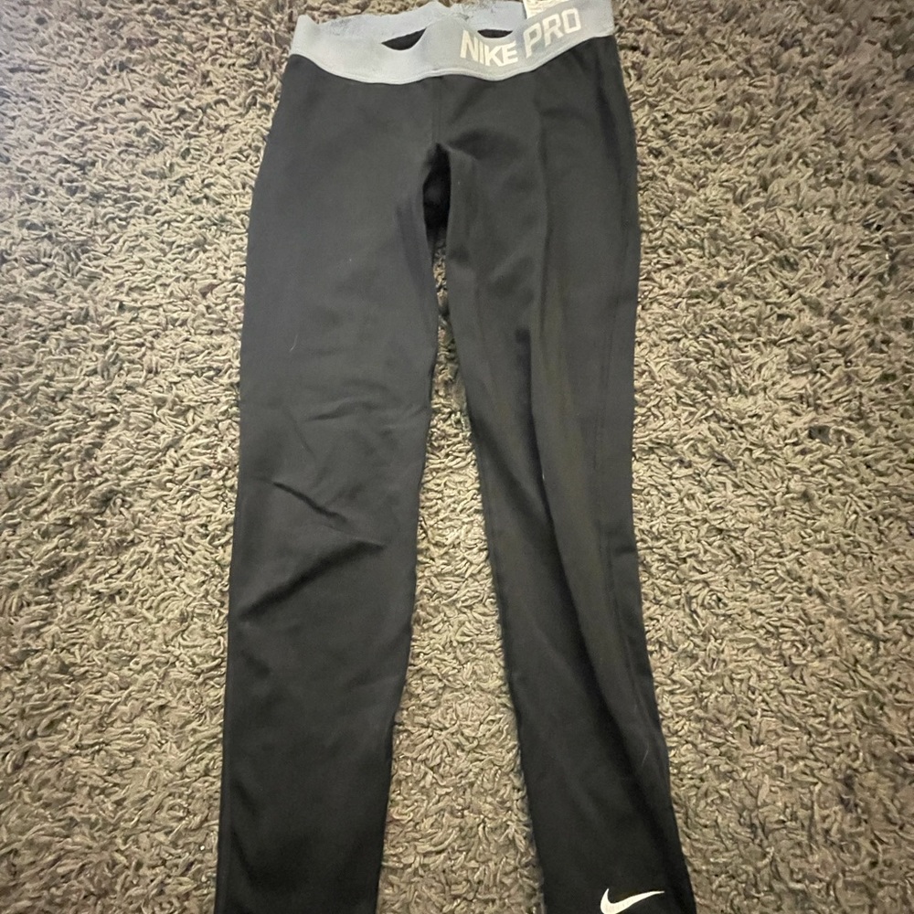 Nike Pro Capris. Blue Band. Girls.
